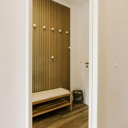Apartment Kuesten De Diek - 4 Seitliche Deichlage, Balkon, 89qm