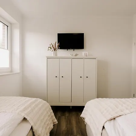 Kuesten De Diek - 4 Seitliche Deichlage, Balkon, 89qm *